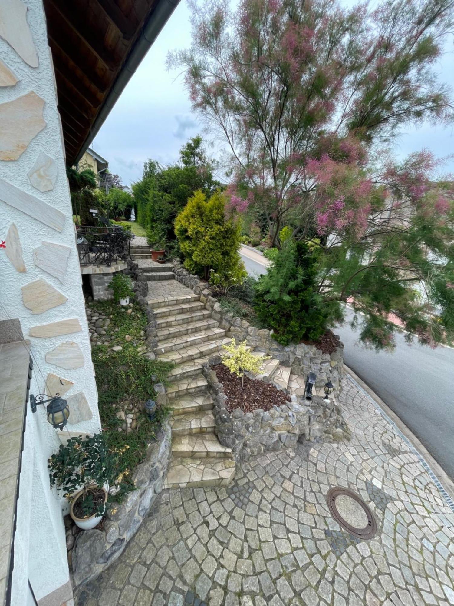 Innas Ambiente Hehlen Esterno foto